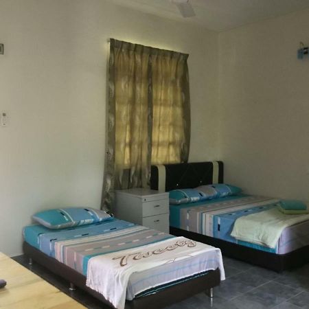 Trigona Chalet Hotel Marang Bagian luar foto