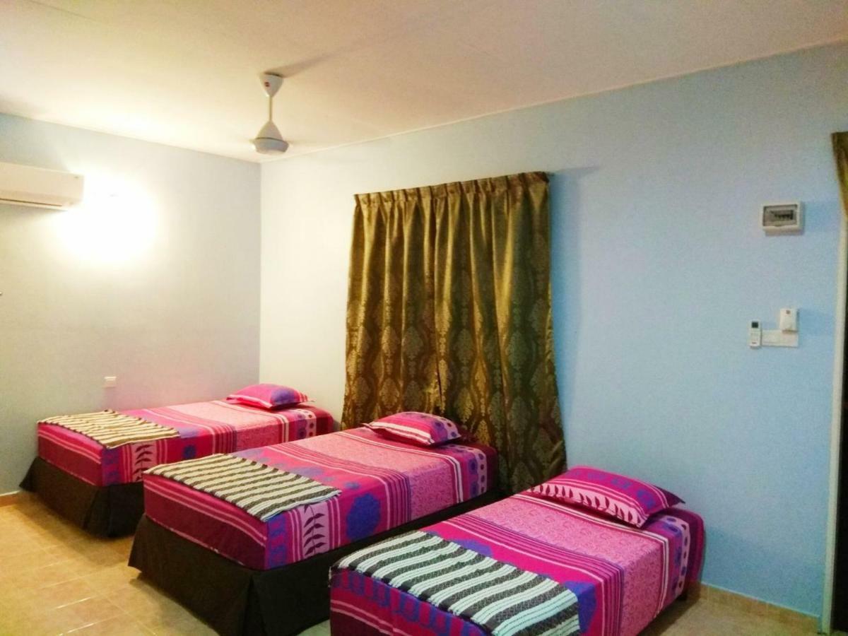 Trigona Chalet Hotel Marang Bagian luar foto