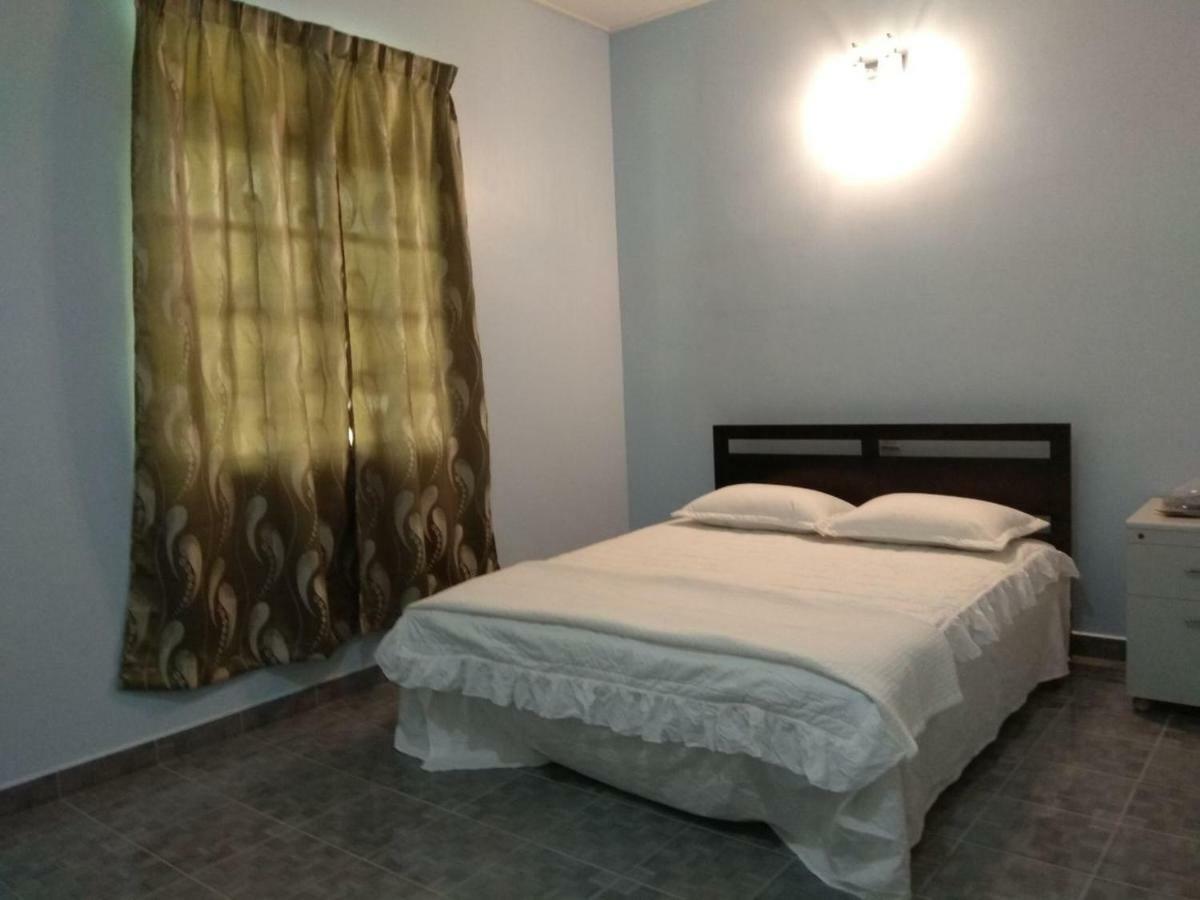 Trigona Chalet Hotel Marang Bagian luar foto