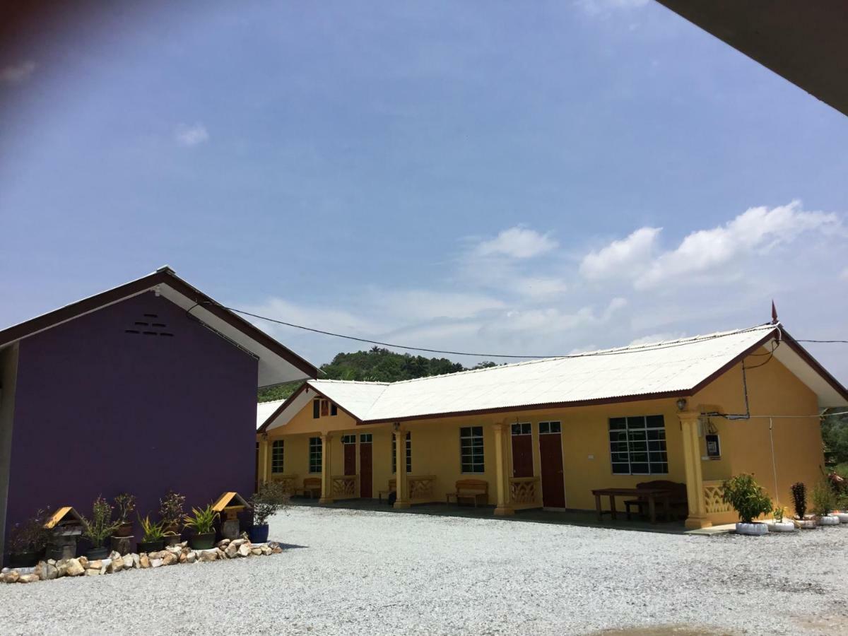 Trigona Chalet Hotel Marang Bagian luar foto